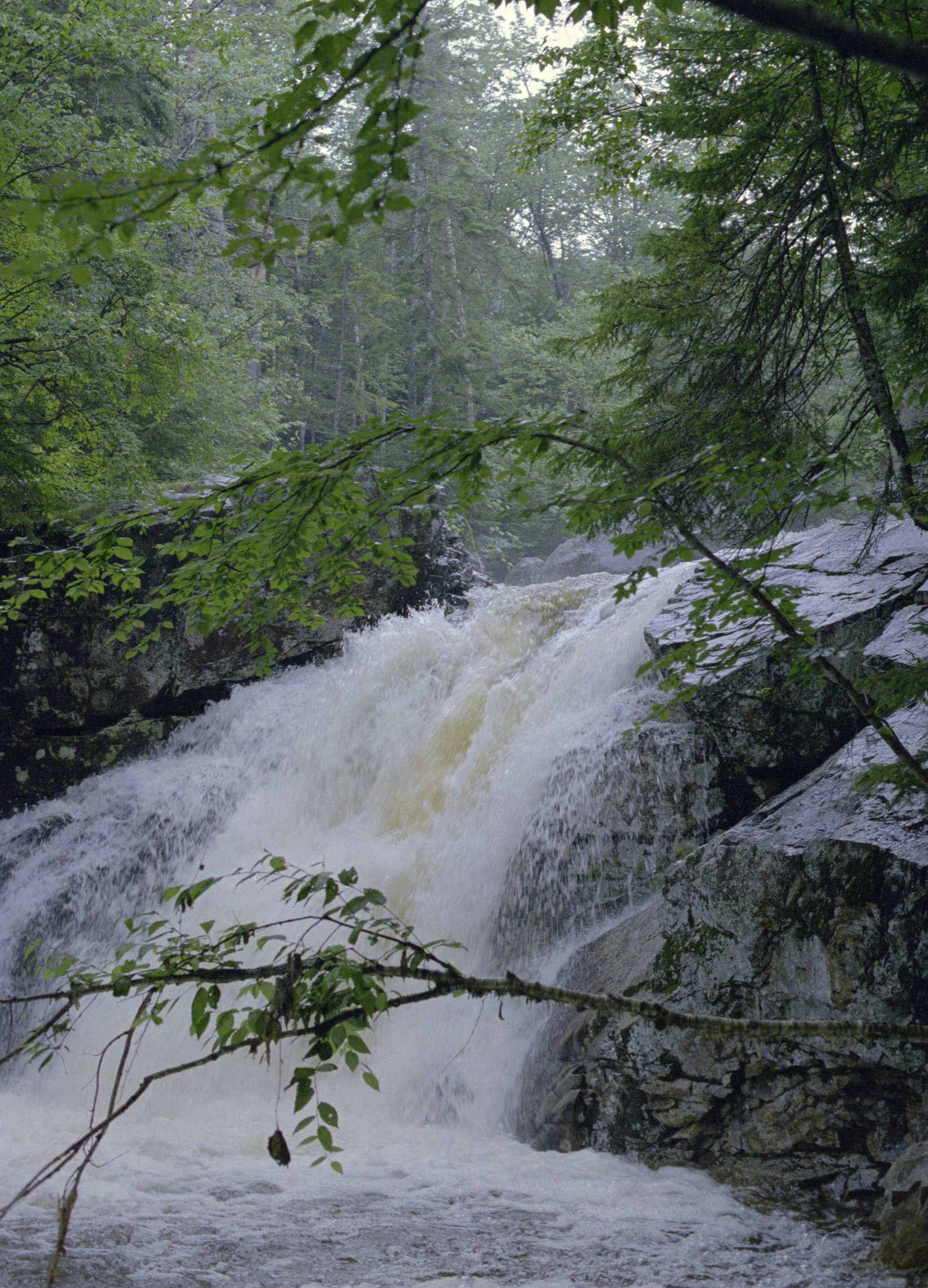 lonesome-lake_falls-2