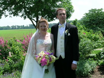 wedding-couple_rockwall_garden2