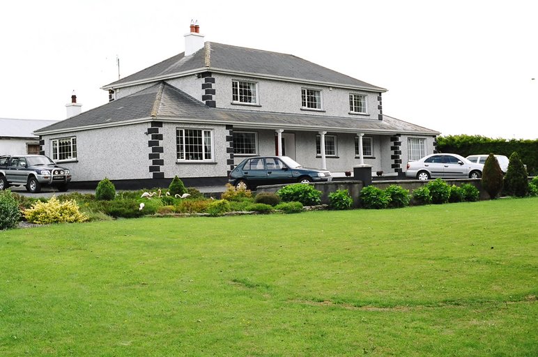 ireland-minnocks_farmhouse